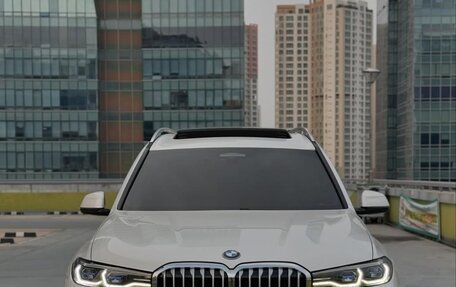 BMW X7, 2021 год, 7 590 000 рублей, 2 фотография