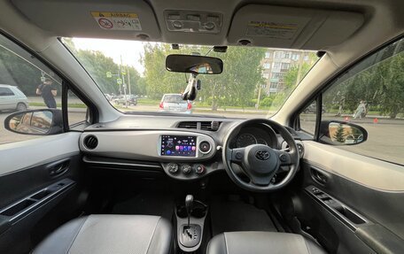 Toyota Vitz, 2013 год, 800 000 рублей, 7 фотография