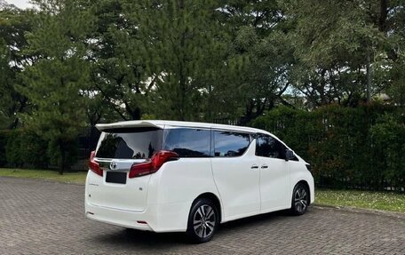Toyota Alphard III, 2021 год, 3 980 000 рублей, 3 фотография