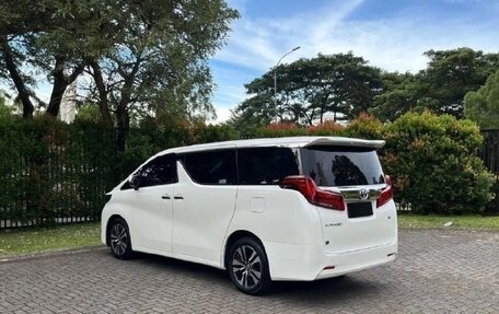 Toyota Alphard III, 2021 год, 3 980 000 рублей, 4 фотография
