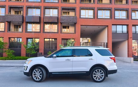Ford Explorer VI, 2017 год, 2 670 000 рублей, 3 фотография
