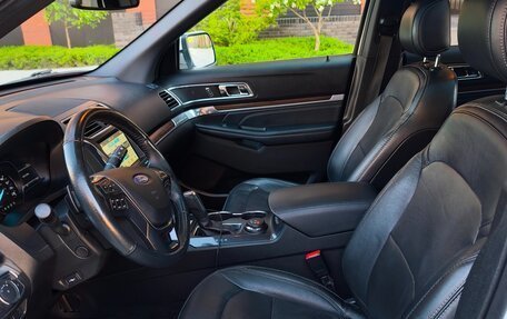 Ford Explorer VI, 2017 год, 2 670 000 рублей, 5 фотография
