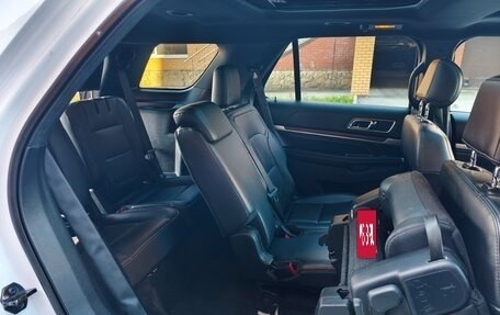 Ford Explorer VI, 2017 год, 2 670 000 рублей, 13 фотография