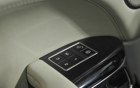 Land Rover Range Rover IV рестайлинг, 2014 год, 2 950 000 рублей, 18 фотография