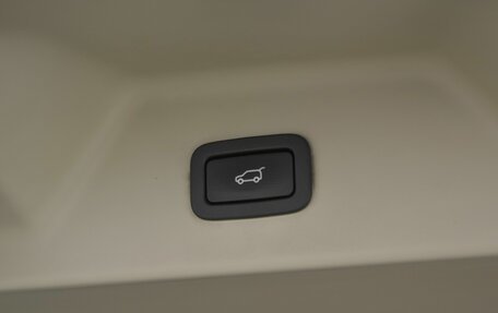 Land Rover Range Rover IV рестайлинг, 2014 год, 2 950 000 рублей, 30 фотография