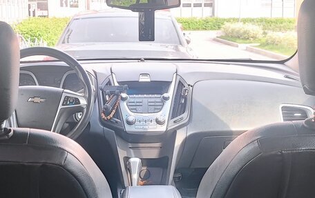 Chevrolet Equinox II, 2010 год, 940 000 рублей, 6 фотография