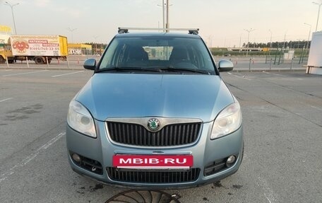 Skoda Fabia II, 2008 год, 560 000 рублей, 2 фотография