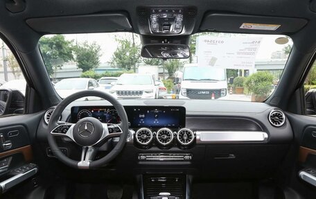 Mercedes-Benz GLB, 2025 год, 8 388 000 рублей, 4 фотография