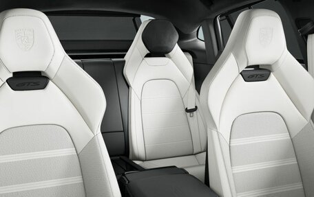 Porsche Panamera, 2025 год, 28 737 000 рублей, 7 фотография