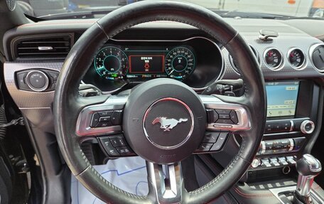 Ford Mustang VI рестайлинг, 2021 год, 2 370 013 рублей, 8 фотография