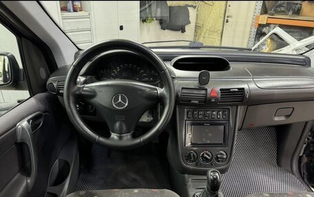 Mercedes-Benz Vaneo, 2003 год, 760 000 рублей, 17 фотография