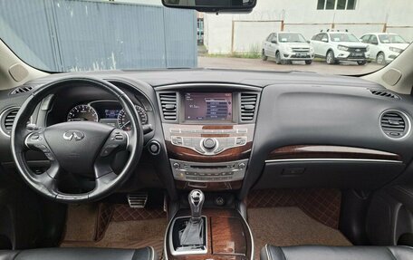 Infiniti QX60 I рестайлинг, 2017 год, 2 499 000 рублей, 14 фотография