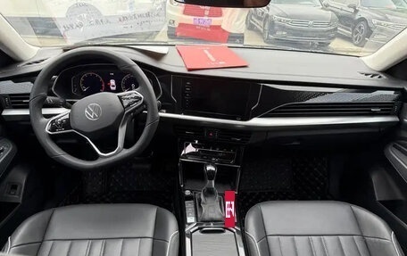 Volkswagen Passat B8 рестайлинг, 2022 год, 1 815 000 рублей, 4 фотография