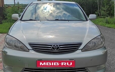 Toyota Camry V40, 2004 год, 825 000 рублей, 30 фотография