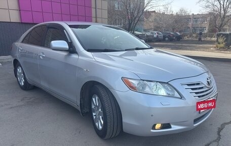 Toyota Camry, 2008 год, 980 000 рублей, 2 фотография