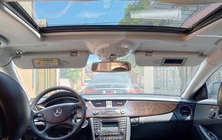 Mercedes-Benz CLS, 2005 год, 850 000 рублей, 4 фотография
