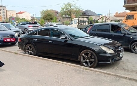 Mercedes-Benz CLS, 2005 год, 850 000 рублей, 2 фотография