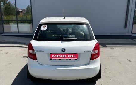 Skoda Fabia II, 2013 год, 670 000 рублей, 2 фотография