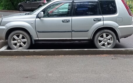 Nissan X-Trail, 2004 год, 700 000 рублей, 2 фотография
