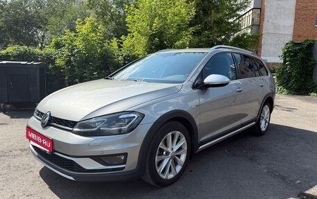 Volkswagen Golf VII, 2020 год, 2 800 000 рублей, 8 фотография