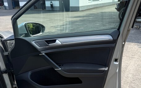Volkswagen Golf VII, 2020 год, 2 800 000 рублей, 18 фотография