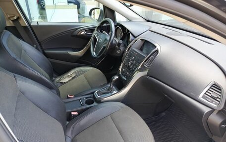 Opel Astra J, 2010 год, 400 000 рублей, 13 фотография