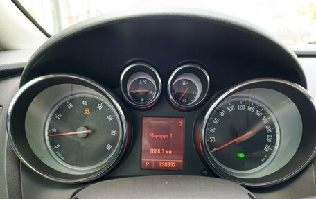 Opel Astra J, 2010 год, 400 000 рублей, 16 фотография