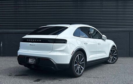 Porsche Macan, 2024 год, 10 875 000 рублей, 7 фотография