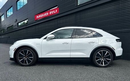 Porsche Macan, 2024 год, 10 875 000 рублей, 4 фотография
