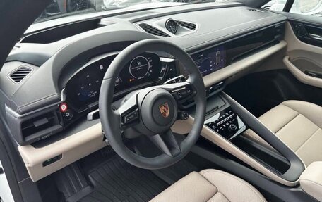 Porsche Macan, 2024 год, 10 875 000 рублей, 10 фотография