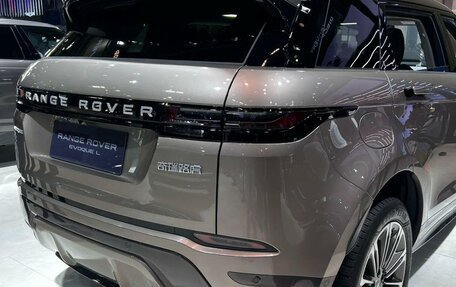 Land Rover Range Rover Evoque II, 2024 год, 6 999 500 рублей, 4 фотография