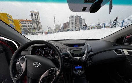 Hyundai Elantra V, 2012 год, 700 000 рублей, 8 фотография