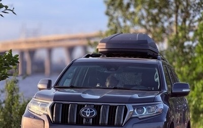 Toyota Land Cruiser Prado 150 рестайлинг 2, 2018 год, 4 680 000 рублей, 1 фотография