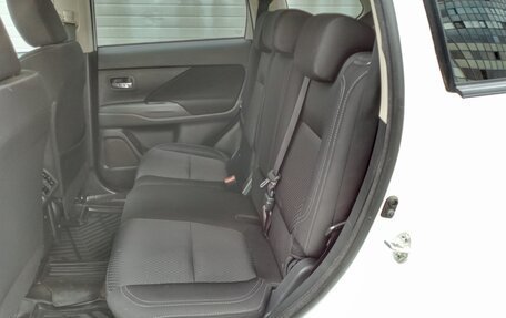 Mitsubishi Outlander III рестайлинг 3, 2019 год, 2 149 000 рублей, 11 фотография