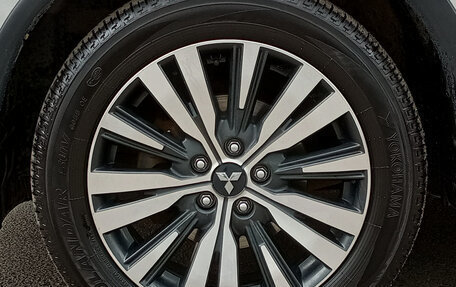 Mitsubishi Outlander III рестайлинг 3, 2019 год, 2 149 000 рублей, 19 фотография