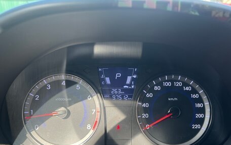 Hyundai Solaris II рестайлинг, 2013 год, 850 000 рублей, 13 фотография