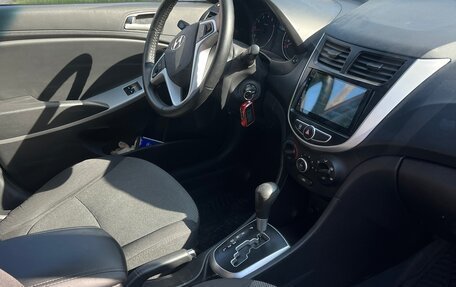 Hyundai Solaris II рестайлинг, 2013 год, 850 000 рублей, 11 фотография