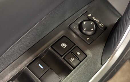 Toyota RAV4, 2024 год, 3 850 000 рублей, 17 фотография