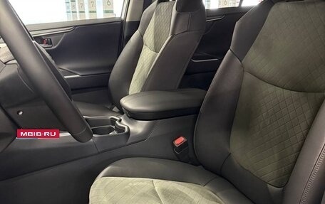 Toyota RAV4, 2024 год, 3 850 000 рублей, 15 фотография