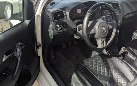 Volkswagen Polo VI (EU Market), 2011 год, 750 000 рублей, 6 фотография