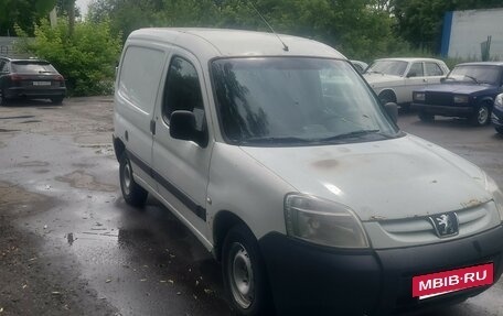 Peugeot Partner II рестайлинг 2, 2011 год, 290 000 рублей, 4 фотография