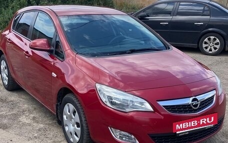 Opel Astra J, 2010 год, 610 000 рублей, 4 фотография
