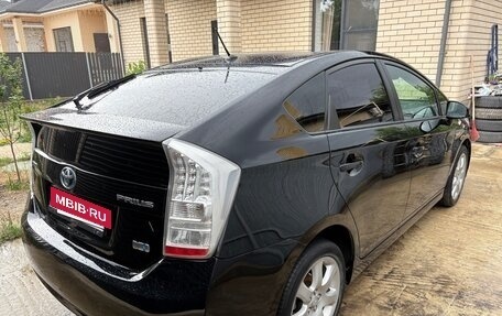 Toyota Prius, 2010 год, 1 089 000 рублей, 5 фотография