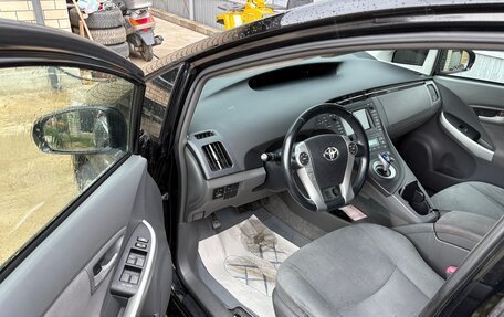 Toyota Prius, 2010 год, 1 089 000 рублей, 9 фотография