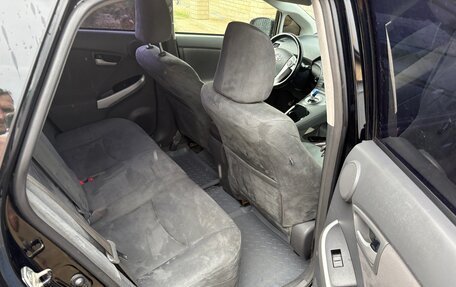 Toyota Prius, 2010 год, 1 089 000 рублей, 13 фотография