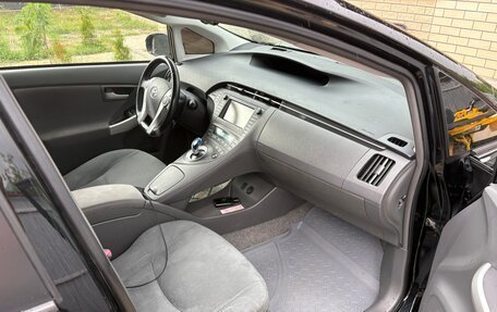Toyota Prius, 2010 год, 1 089 000 рублей, 14 фотография