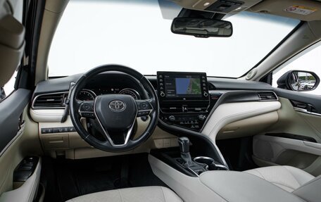 Toyota Camry, 2021 год, 3 169 000 рублей, 9 фотография