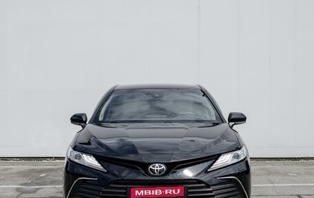 Toyota Camry, 2021 год, 3 169 000 рублей, 3 фотография