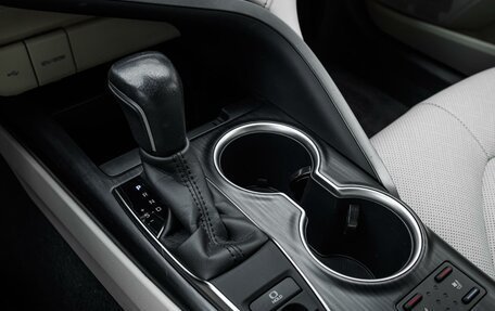 Toyota Camry, 2021 год, 3 169 000 рублей, 21 фотография