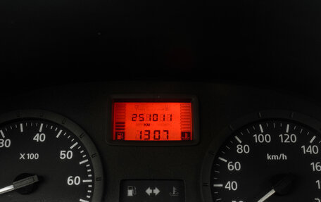 Renault Logan I, 2006 год, 299 000 рублей, 13 фотография